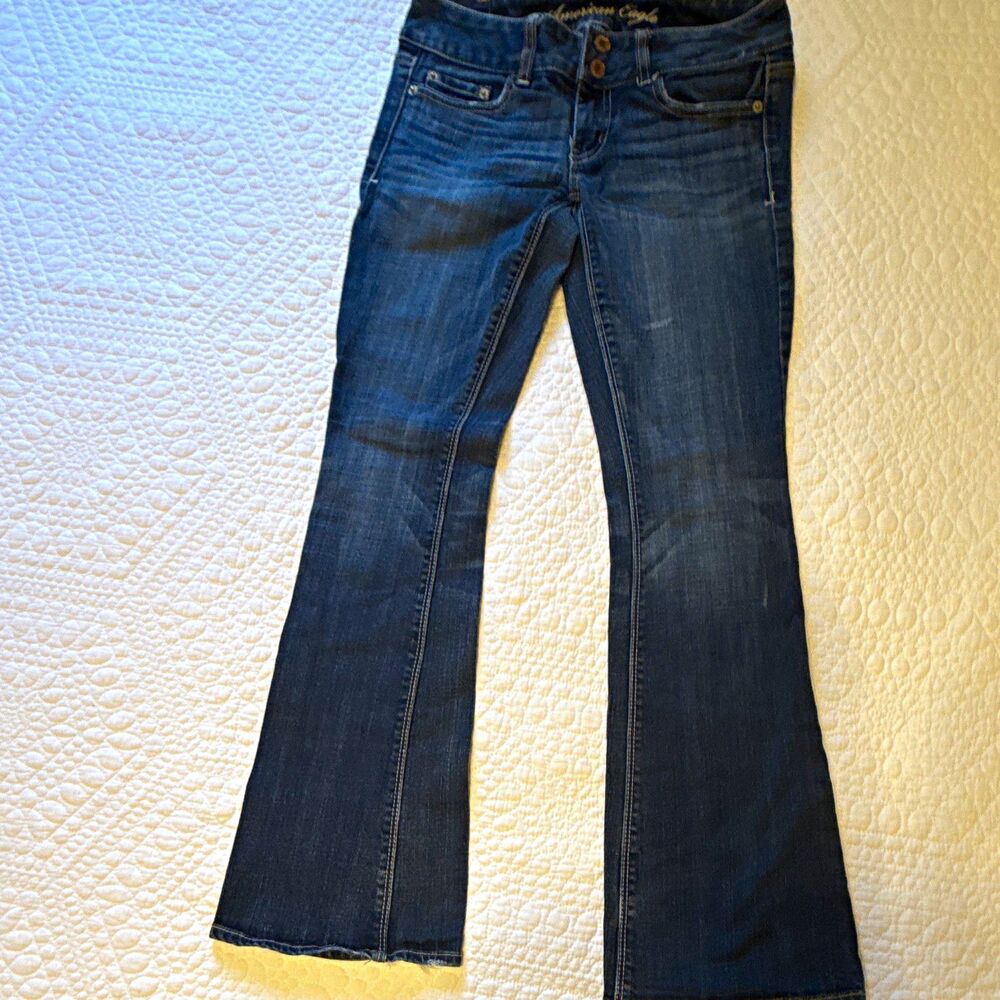 American Eagle Artist Bootcut Jeans Women’s 2 Blue Medium Wash Low Rise Stretch